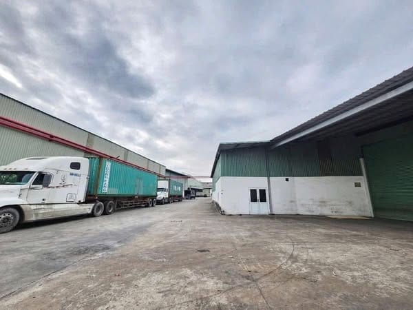 Kho Tân Uyên Bình Dương Cho Thuê DT 20.000m2 . Điện 1200KVA